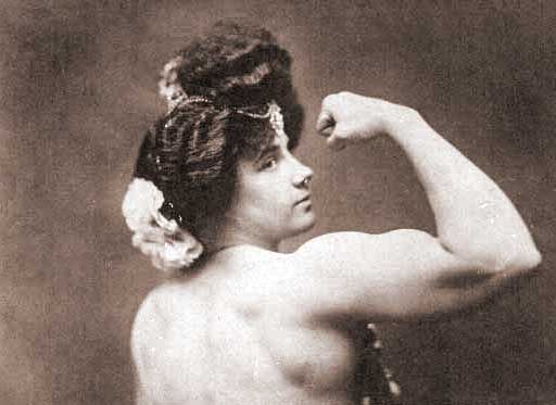 MINERVA & CHARMION – Strongwomen