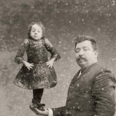 PAULINE MUSTERS – The Little Princess