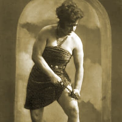 SANDWINA – Woman of Steel