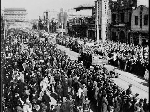 24. Beijing, 1949 - The East is Red!