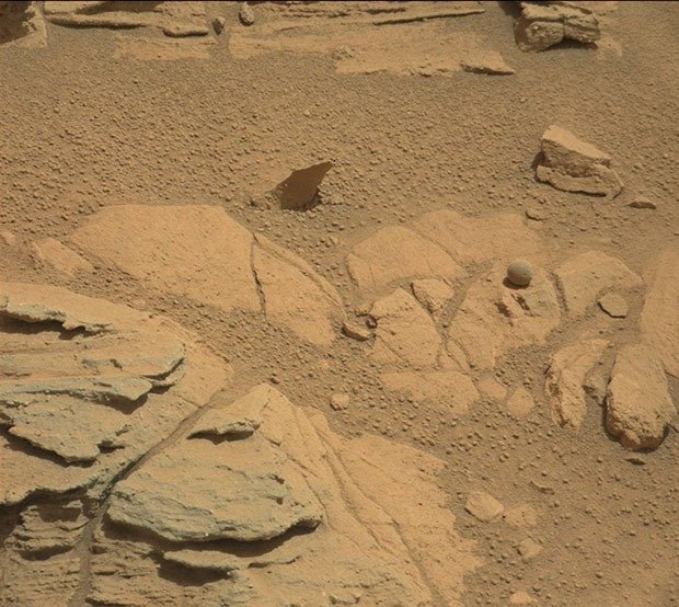 25. Ball on Mars