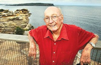 australian-man-lived-by-cliff