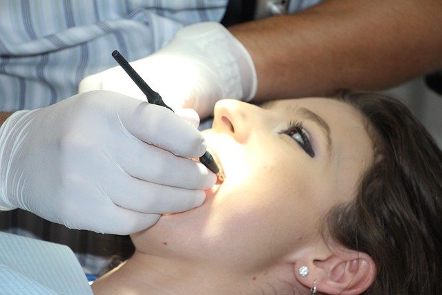 The Pros and Cons of Dental Implants for Older Adults 