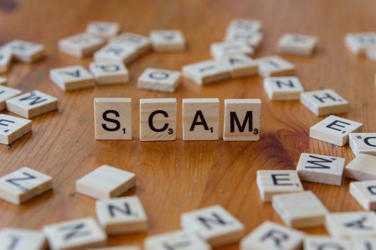 7 Most Successful Scams in History