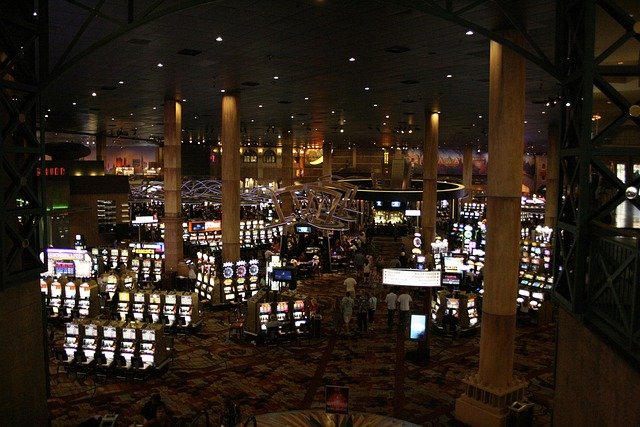 Sign-Up Bonuses With Free Spins: What Social Casinos Offer New Players in 2026
