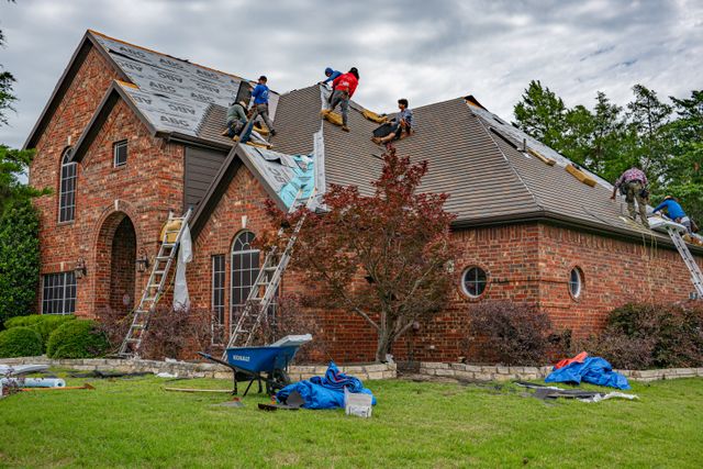 What You Should Know Before Replacing Your Roof